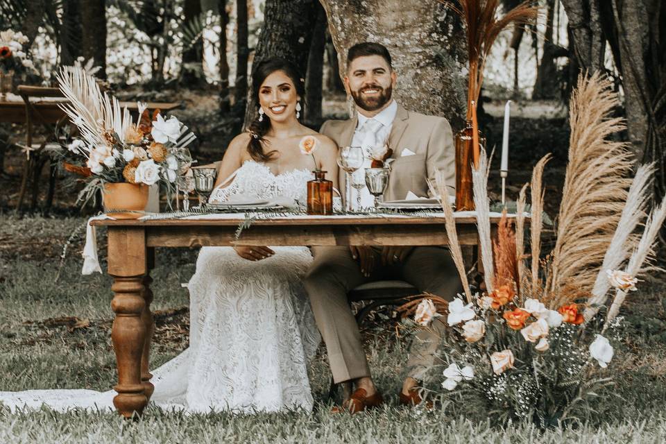 Sweetheart table for two