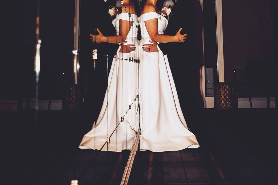 Lobby Bride & Groom