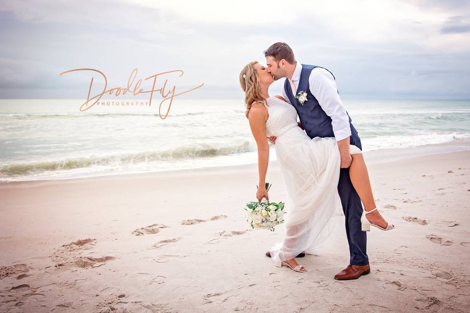 Bride & Groom Dip, Photography by Doodle Fly Photography at Naples Beach Hotel & Golf Course