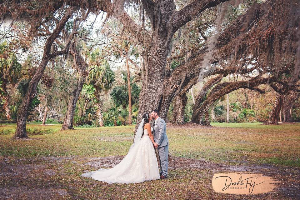 Stunning Wedding captured by Doodle Fly Photography at Southern Waters, North Fort Myers Florida