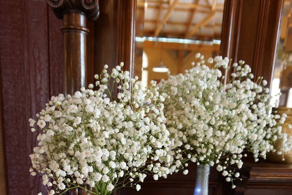 Baby's breath accent pieces