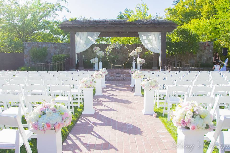 Outdoor wedding venue