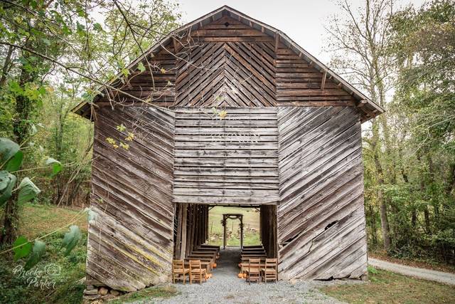 Ceremony barn