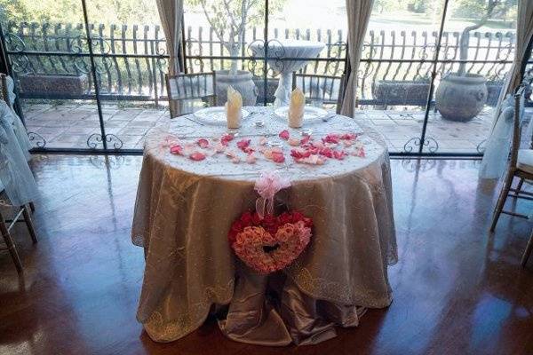 Sweetheart table at former Bella Terraza