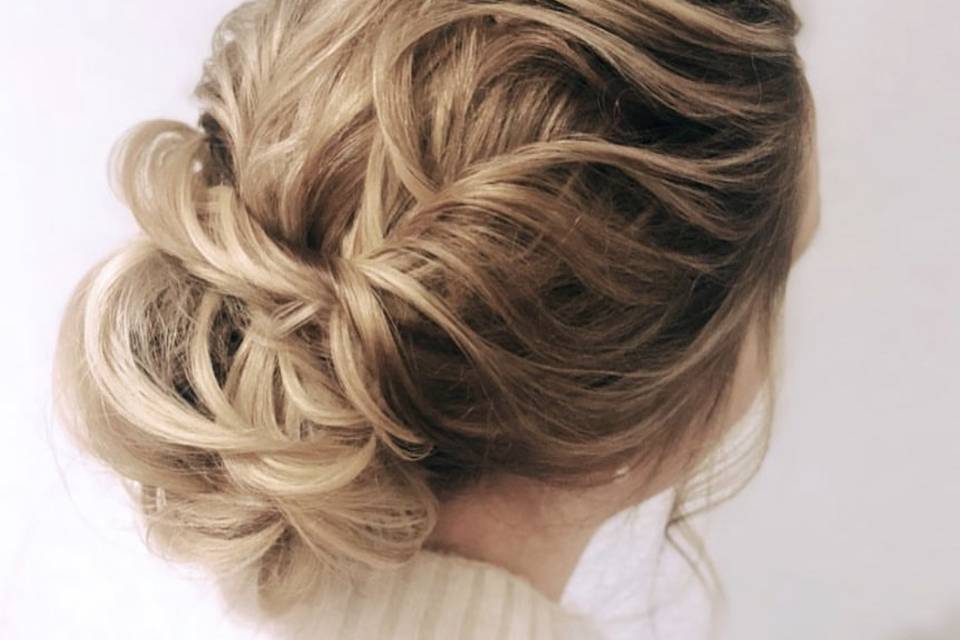 Pretty updo