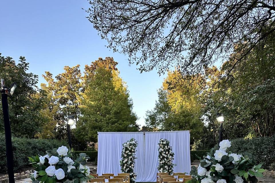 Ceremony decor
