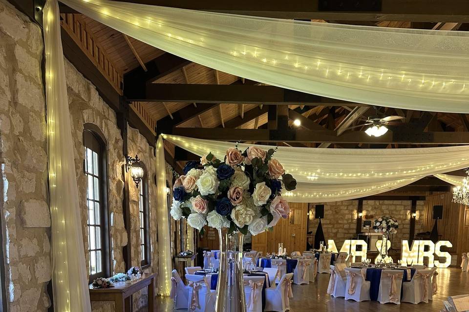 Guest table decoe