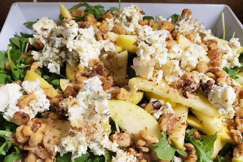 Pear and Gorgonzola Salad