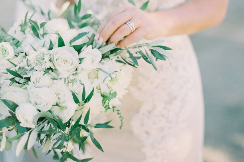 White and green bouquet