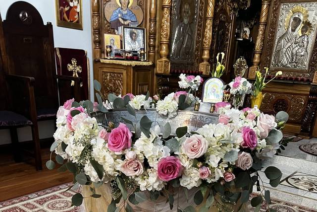 The Country Florist Of Yorktow