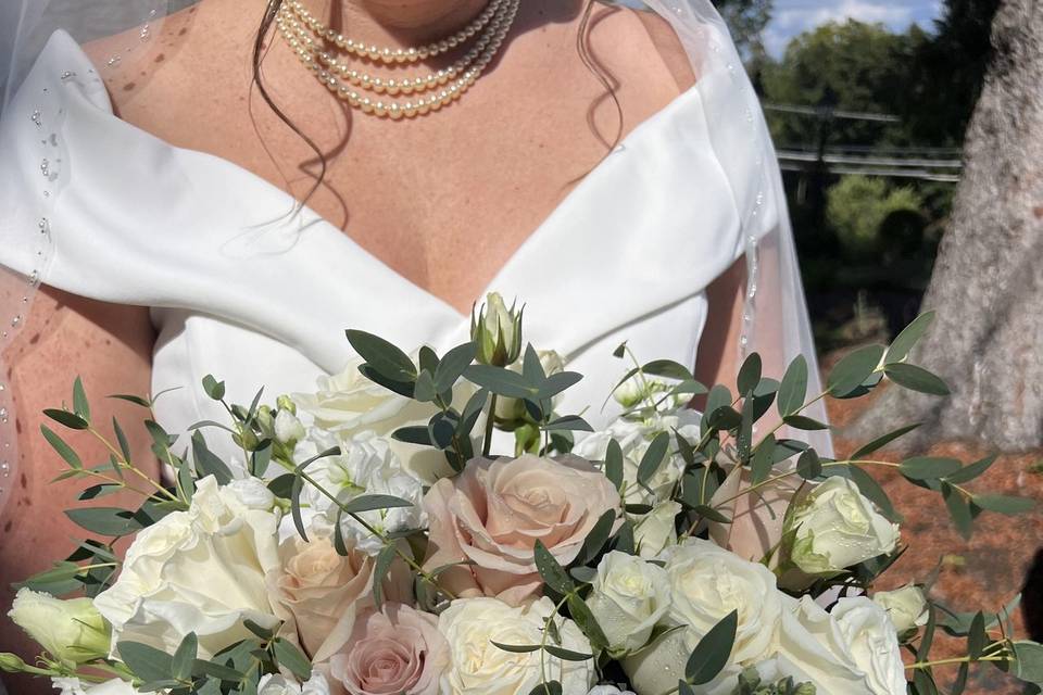 The Country Florist Of Yorktow