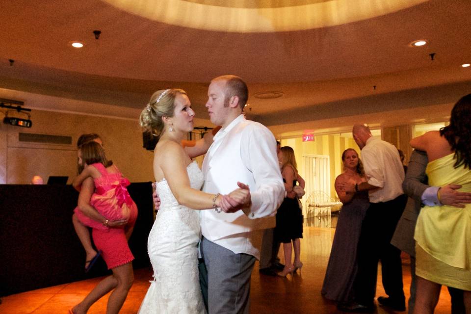 Newlyweds on the dance floor