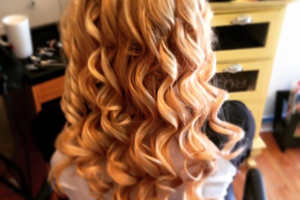 Rave Salon & Spa