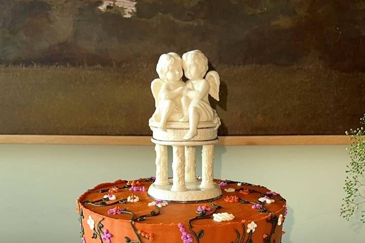 Dainty flower wedding cake