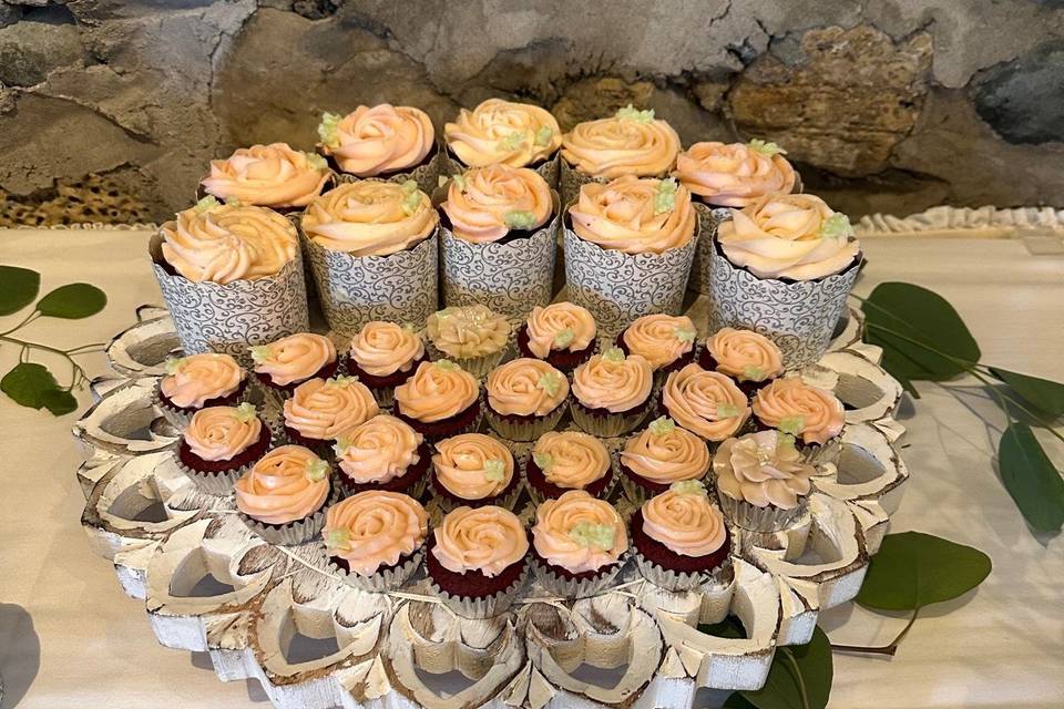 Castle wedding cupcakes