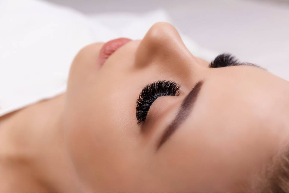 Volume Lash Extensions