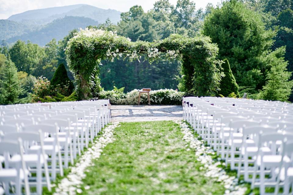 Bouquet and ring