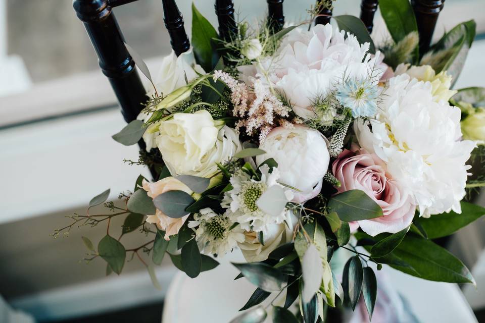 Bowerbird Flowers and Apothecary