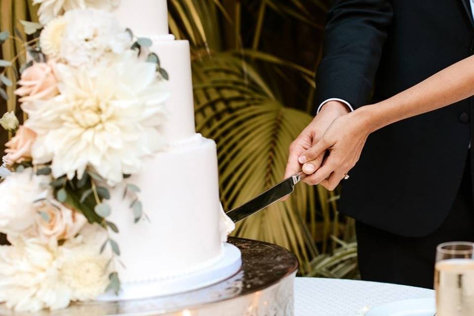 Cutting the cake