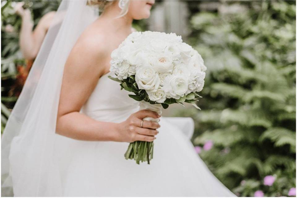 White bouquet