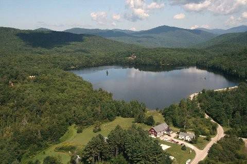 A Perfect Vermont Wedding at Mountain Meadows Lodge