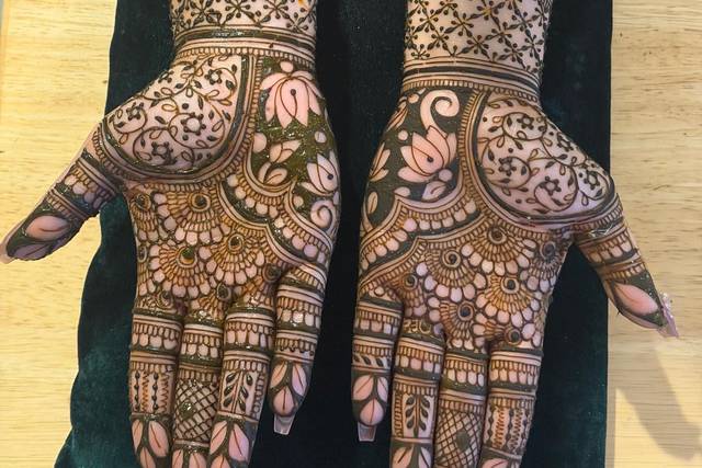 Komal henna artist boston