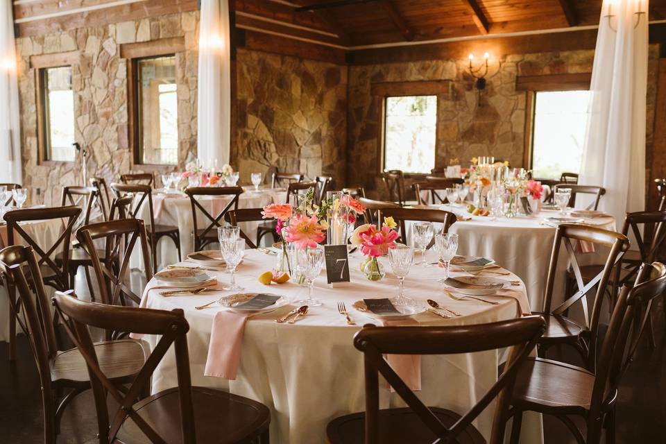Oakview Lodge
