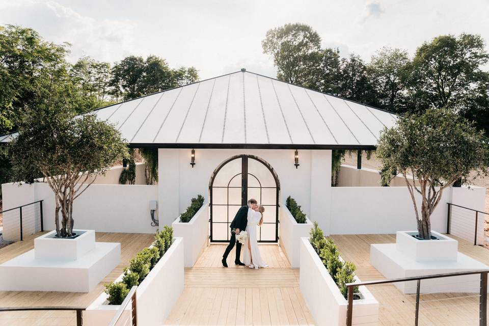 Outdoor ceremony pavilion