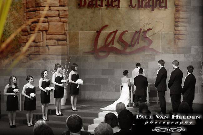 The Barrier Chapel is part of the larger Casas Church on the same grounds in Oro Valley, Arizona. Casas a couple of stone throws away from my home-office. I love it when I get to photograph a wedding so close to home.