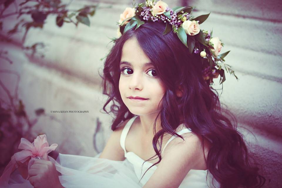 An adorable flower crown