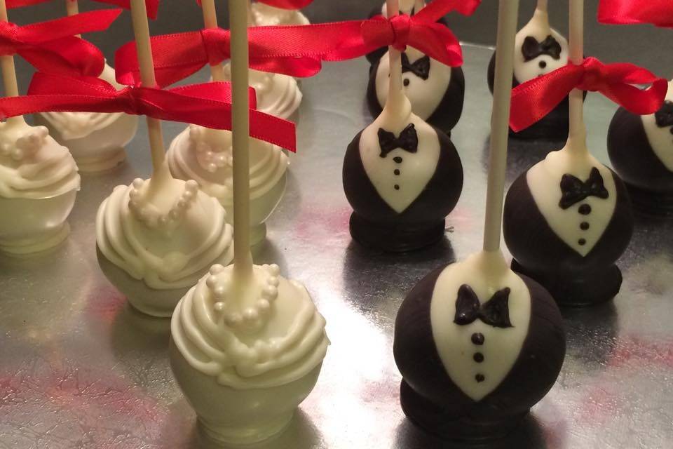 Creative Cake Pops by Marcy