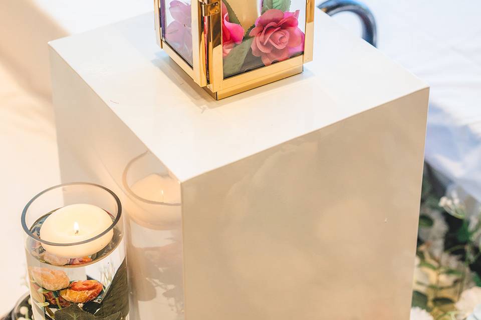 Lantern Decor