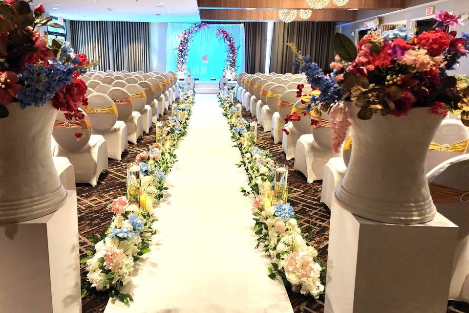Aisle with Pedestals