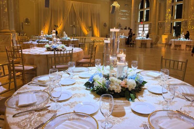 Round Table