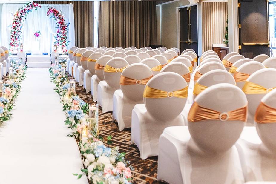 Aisle-Chairs Decor
