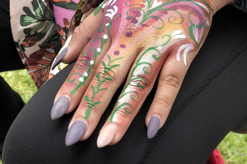 Henna style body paint