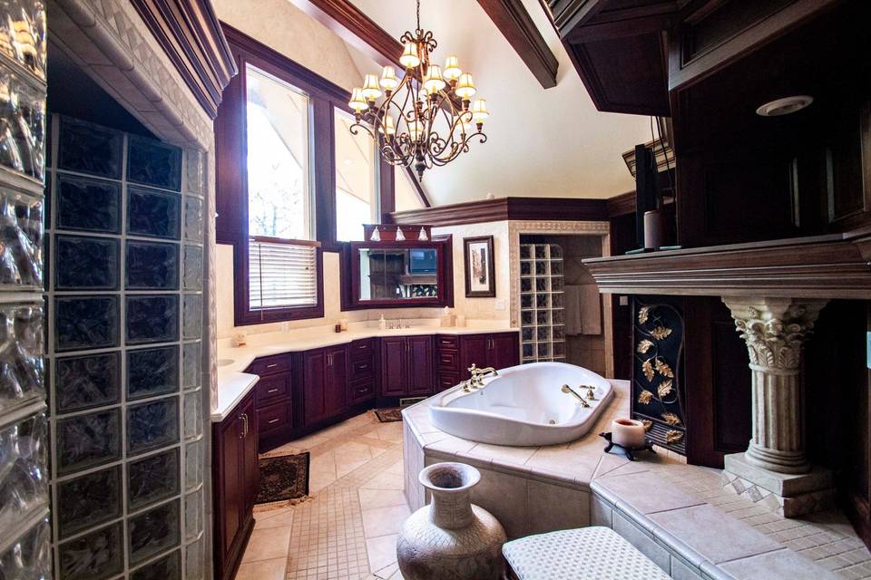 Bridal Suite Bath
