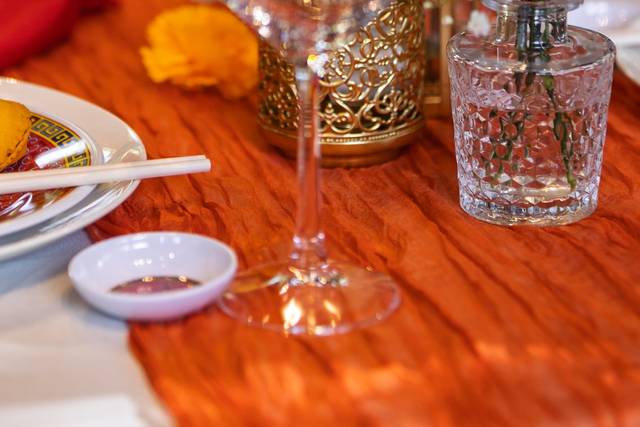 Red-gold centerpieces