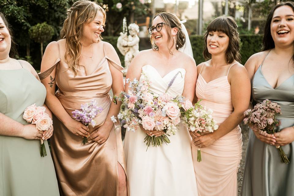 Melody with bridesmaids