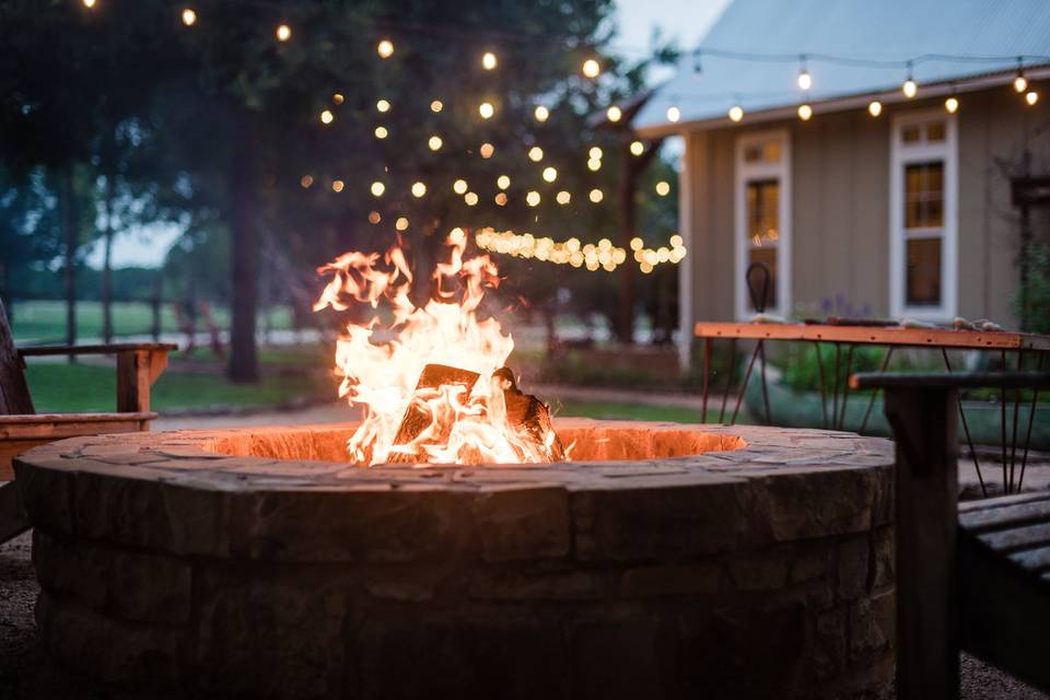 Firepit for you to enjoy!