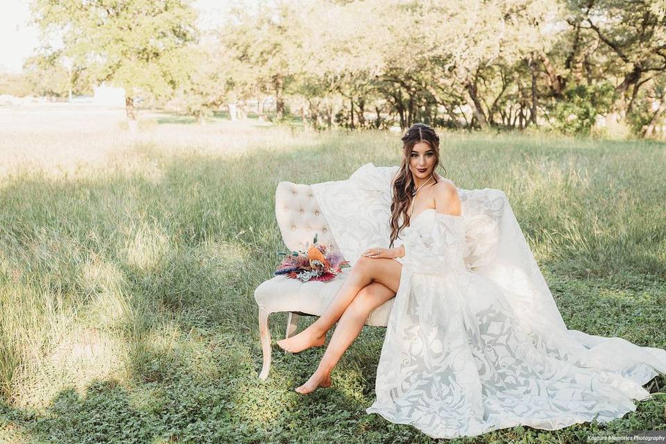 Gruene Hall - We love a good wedding pic! Congrats y'all.