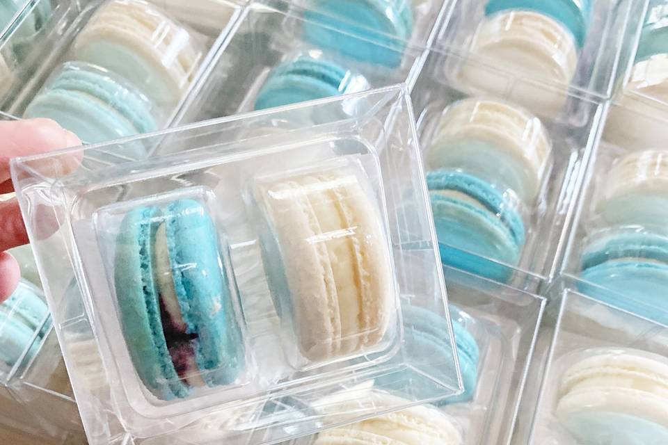 Favors (2 count macarons)