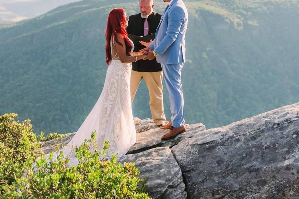 Joshua Maples Professional Wedding Officiant