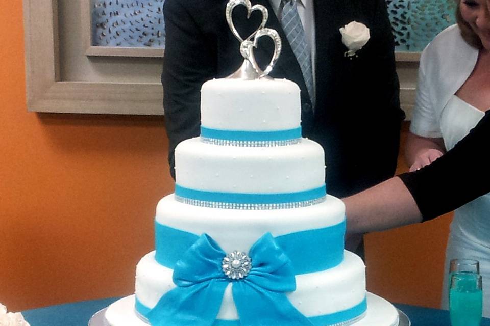 Fondant cake with blue