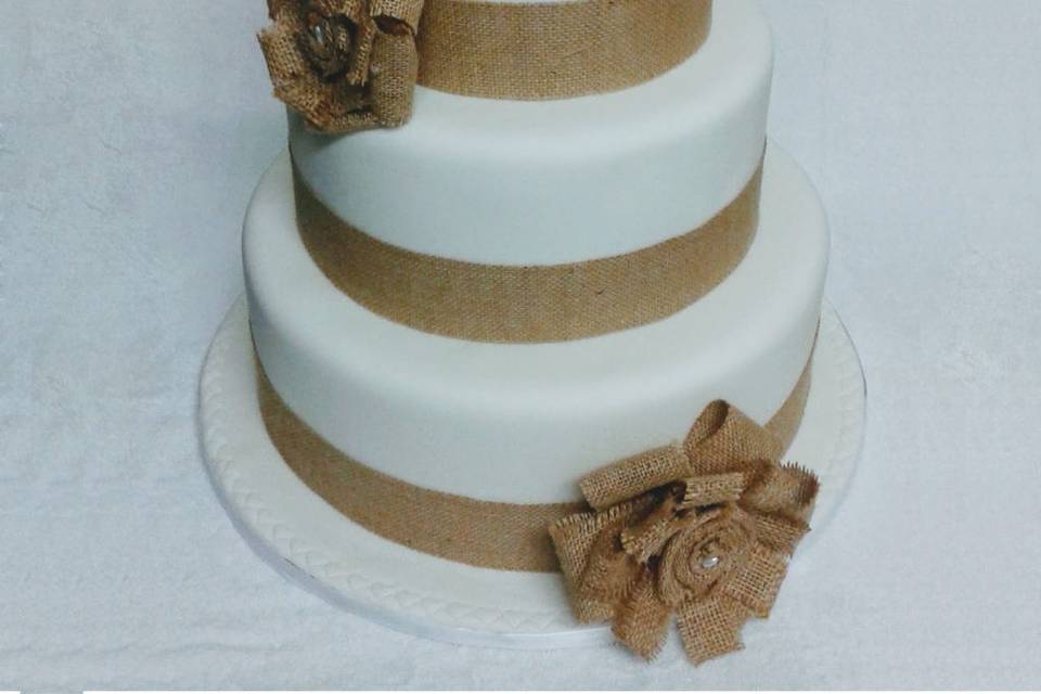 Fondant cake with ribbons