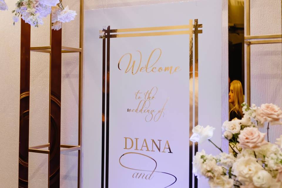Welcome sign