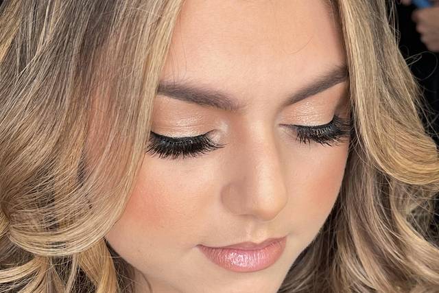Full glam