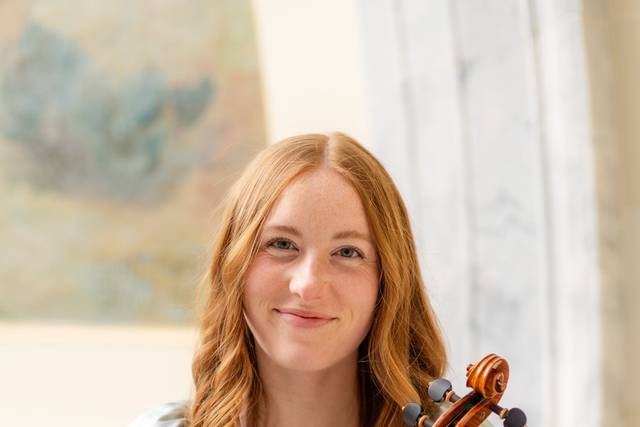 Clara Thomas Violin