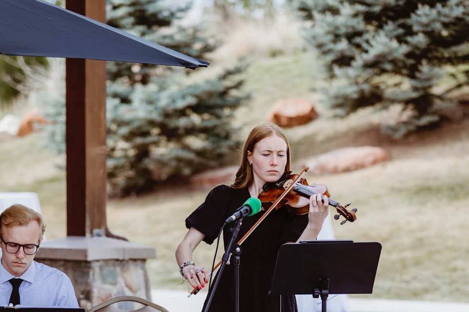 Clara Thomas Violin
