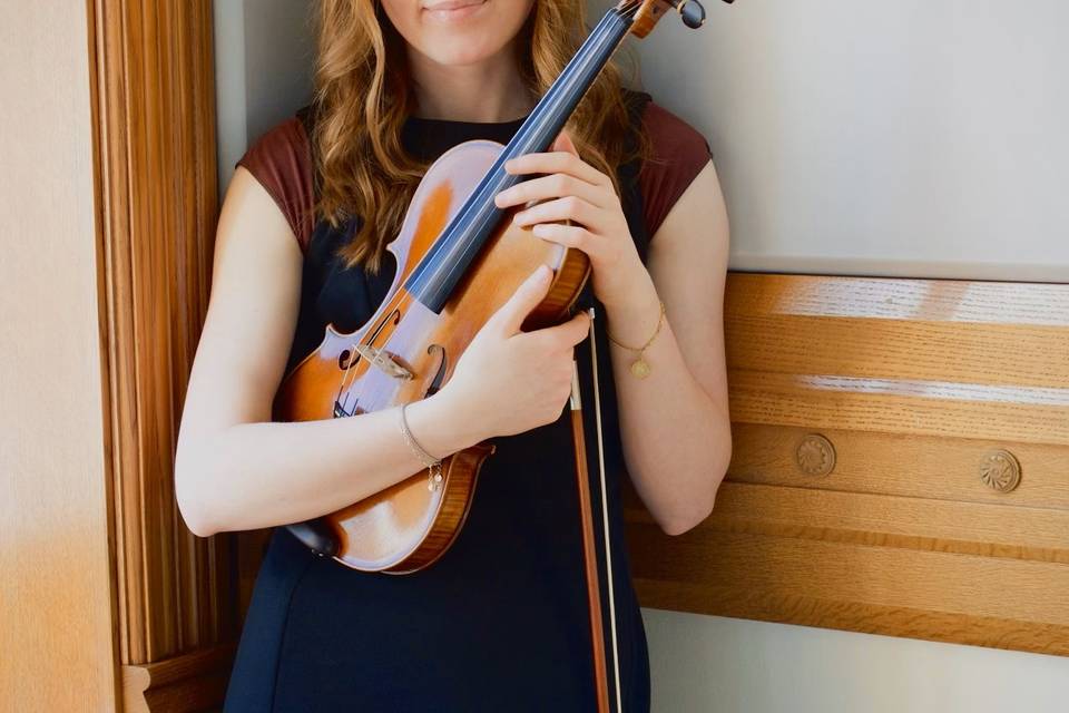 Clara Thomas Violin